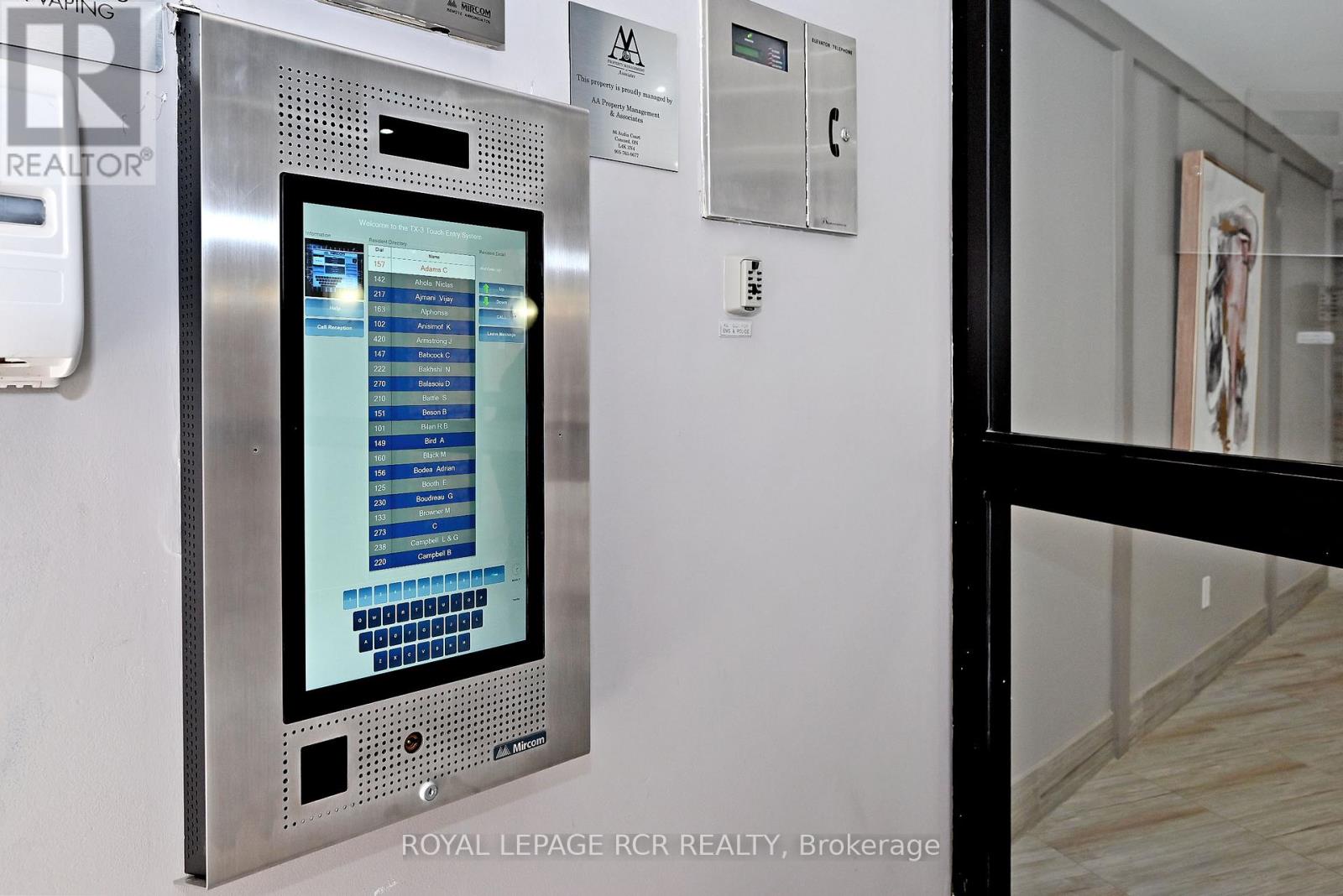 408 - 260 Davis Drive, Newmarket, Ontario  L3Y 7C3 - Photo 4 - N12887496