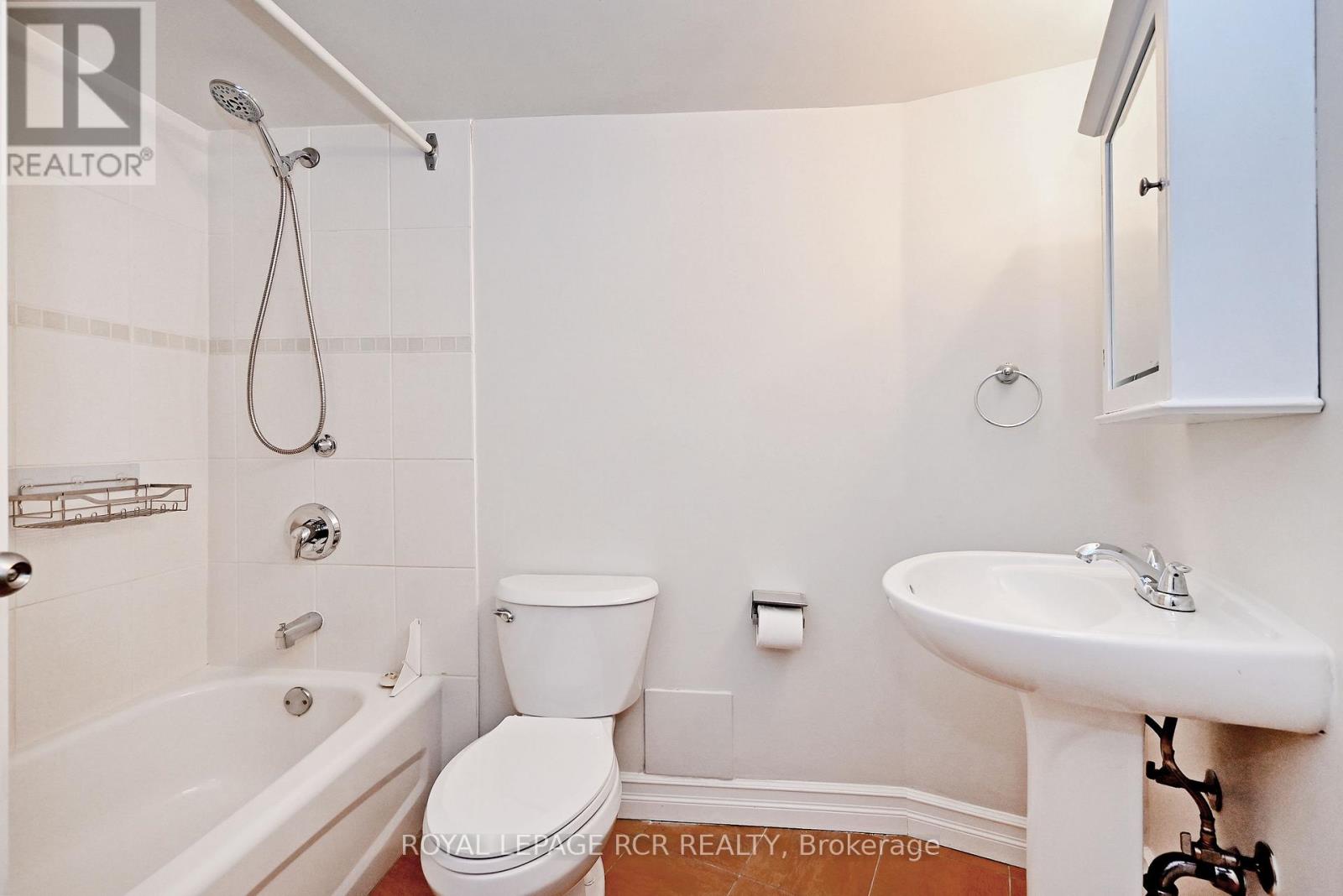 408 - 260 Davis Drive, Newmarket, Ontario  L3Y 7C3 - Photo 26 - N12887496