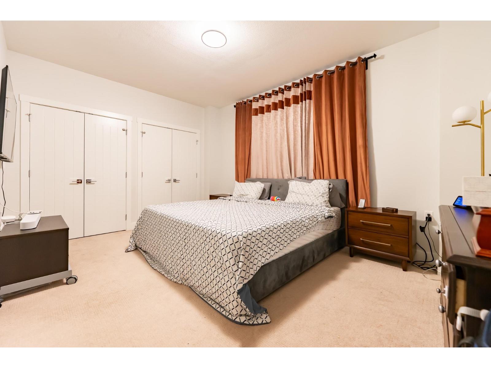 180 2277 Oak Meadows Drive, Surrey, British Columbia  V3Z 0W6 - Photo 18 - R3098298