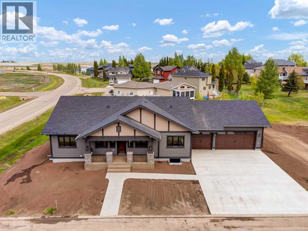 25 Blue Heron Bay, Lake Newell Resort, Alberta