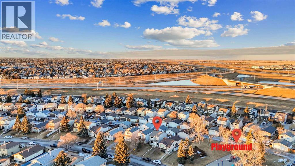 88 Abingdon Crescent Ne, Calgary, Alberta  T2A 6S3 - Photo 4 - A2280257