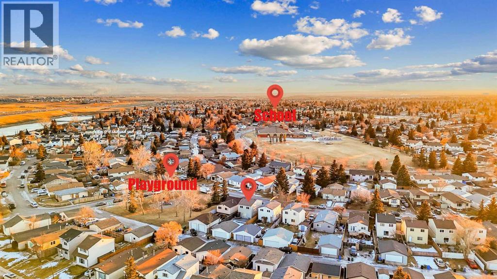 88 Abingdon Crescent Ne, Calgary, Alberta  T2A 6S3 - Photo 5 - A2280257