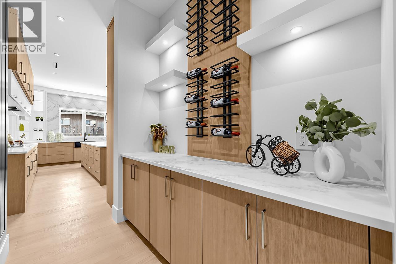 821 Prospect Street, Coquitlam, British Columbia  V3J 6E8 - Photo 9 - R3100974