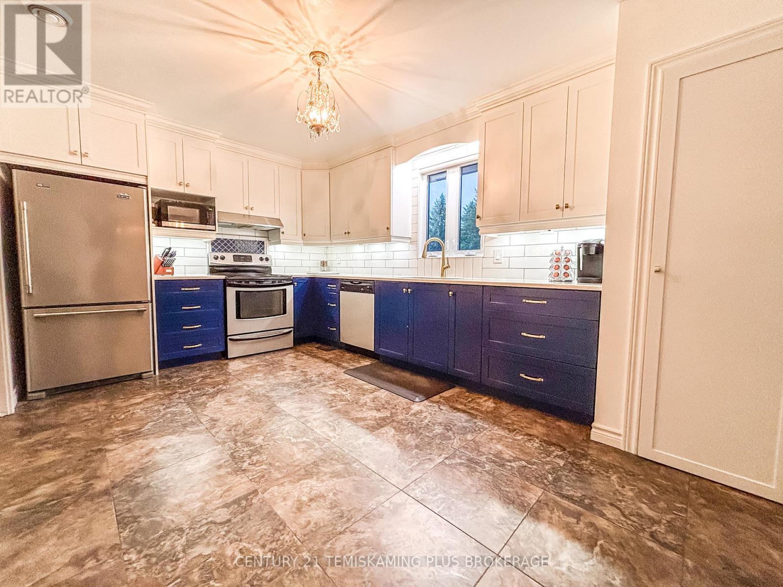 278 Laurette Street, Temiskaming Shores, Ontario  P0J 1P0 - Photo 13 - T12893950