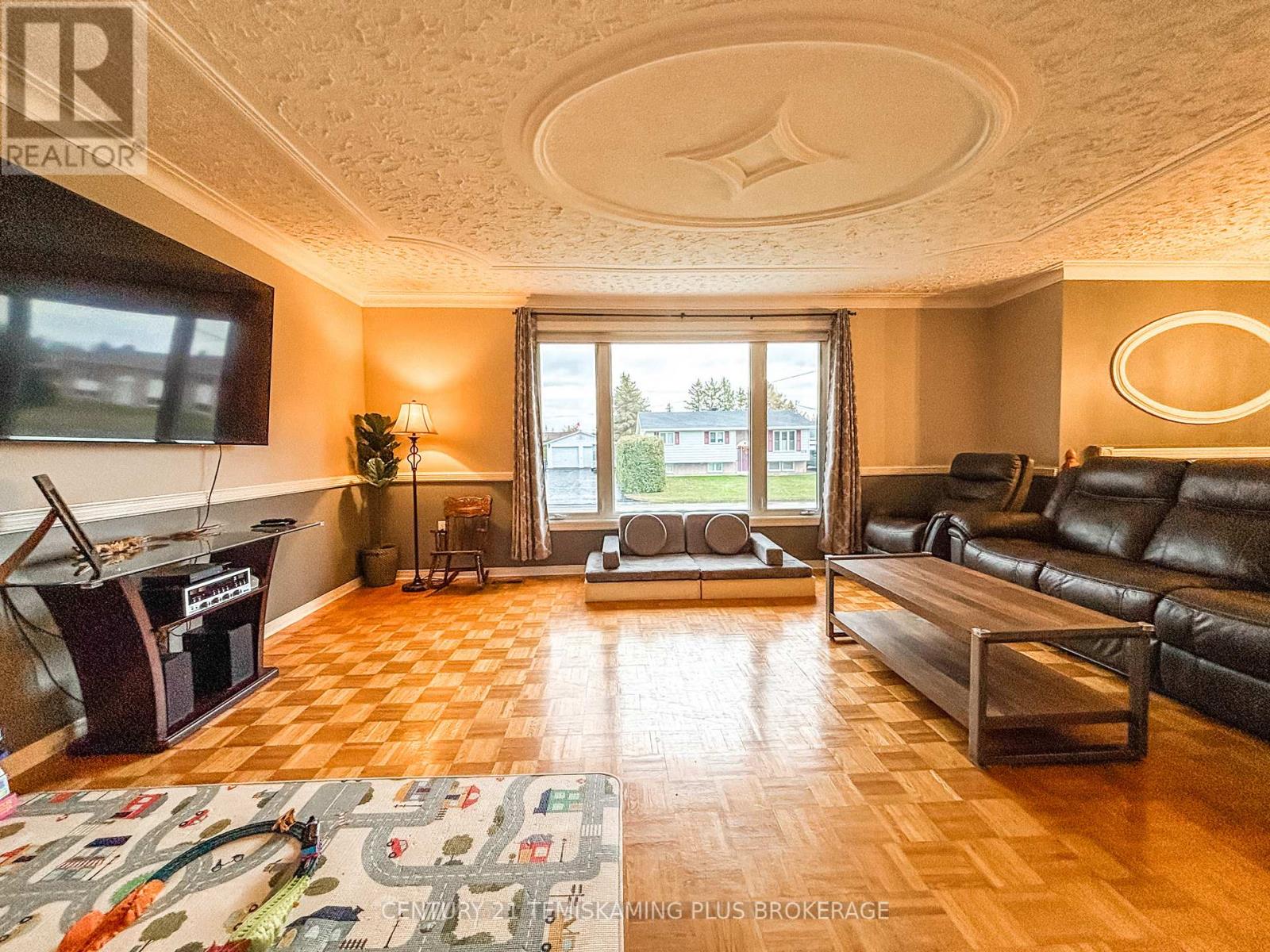 278 Laurette Street, Temiskaming Shores, Ontario  P0J 1P0 - Photo 6 - T12893950