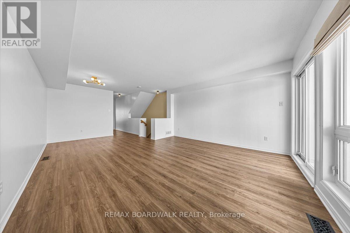 364 Crownridge Drive, Ottawa, Ontario  K2M 3A4 - Photo 22 - X12893956