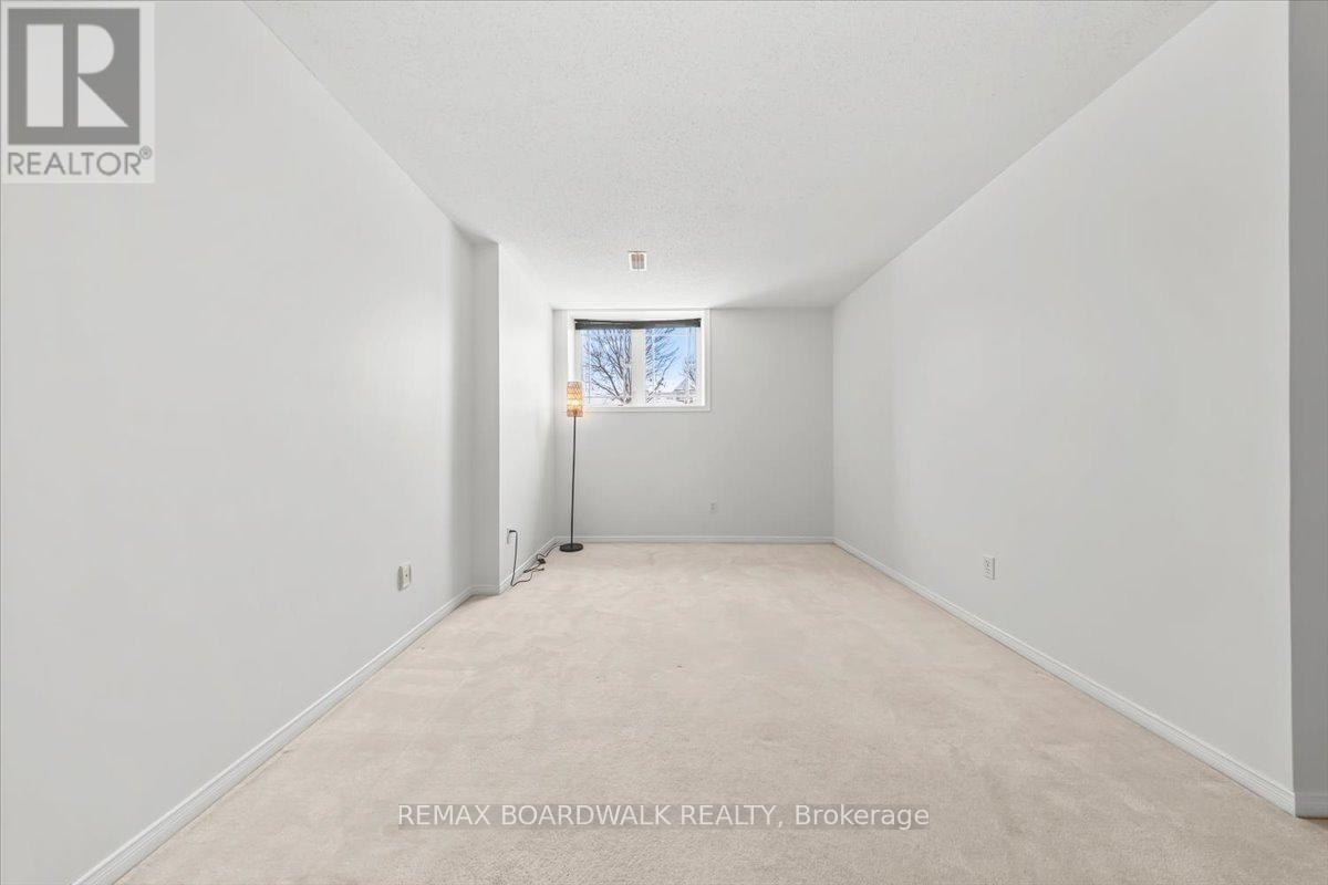 364 Crownridge Drive, Ottawa, Ontario  K2M 3A4 - Photo 34 - X12893956