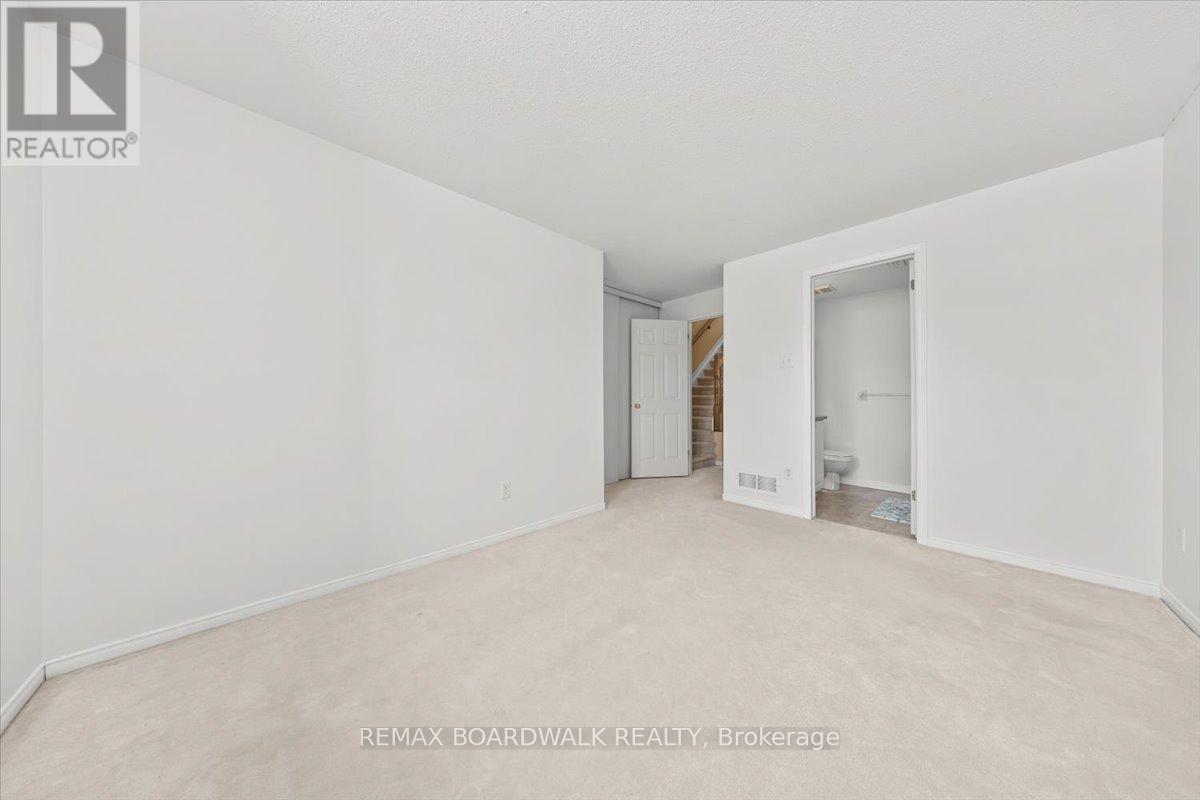 364 Crownridge Drive, Ottawa, Ontario  K2M 3A4 - Photo 35 - X12893956