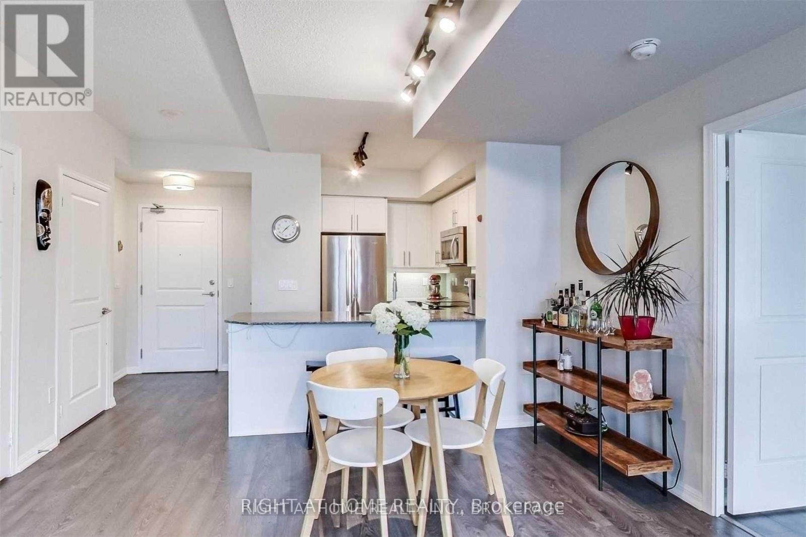 2401 - 75 East Liberty Street, Toronto, Ontario  M6K 0A2 - Photo 6 - C12893954