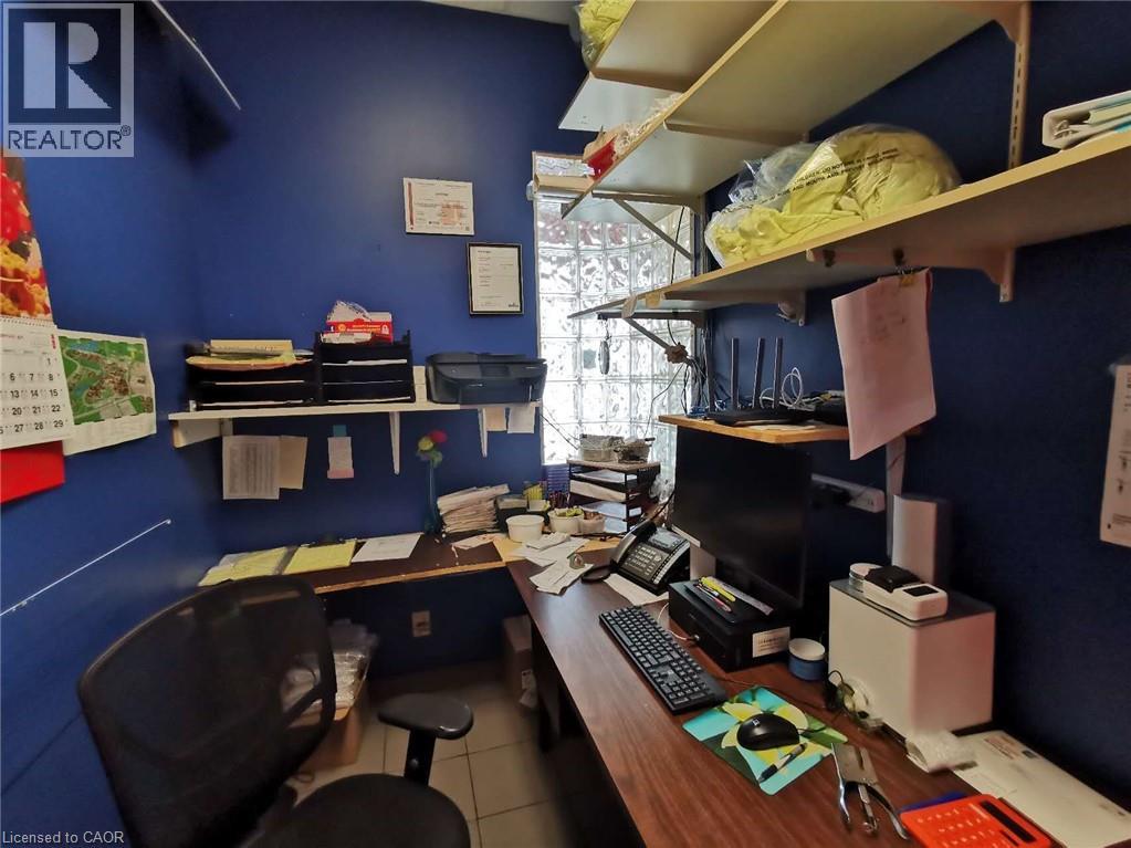 450 Columbia Street W Unit# A01009a, Waterloo, Ontario  N2T 2W1 - Photo 5 - 40813103