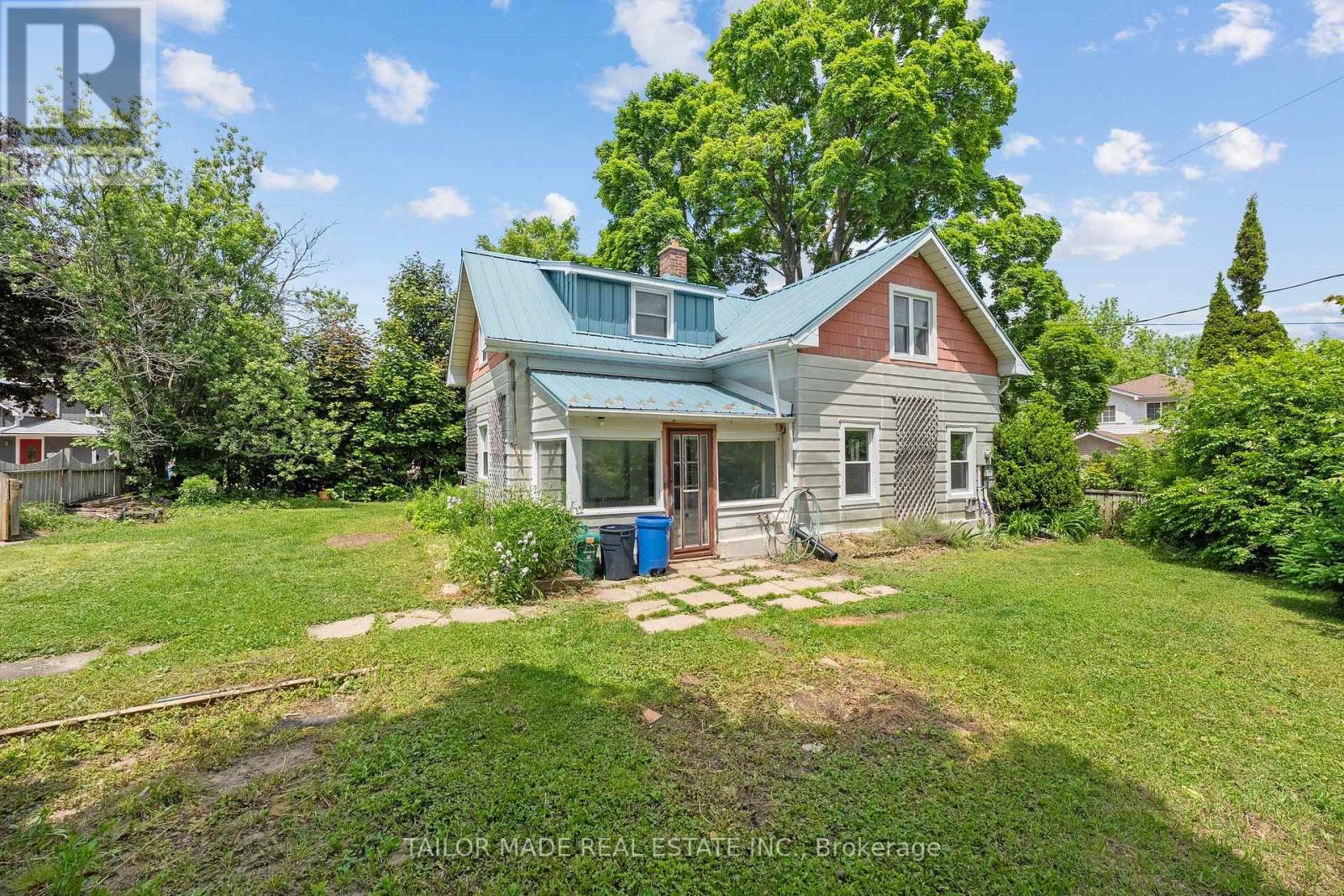 18 AMANDA STREET, Orangeville, Ontario