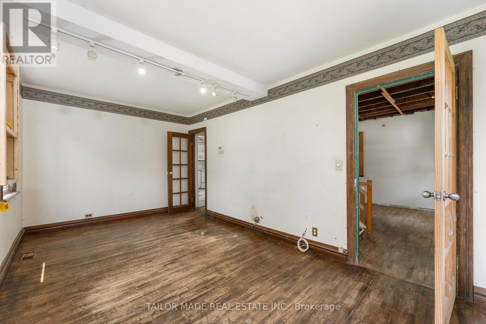 18 Amanda Street, Orangeville, Ontario  L9W 2K2 - Photo 17 - W12893952