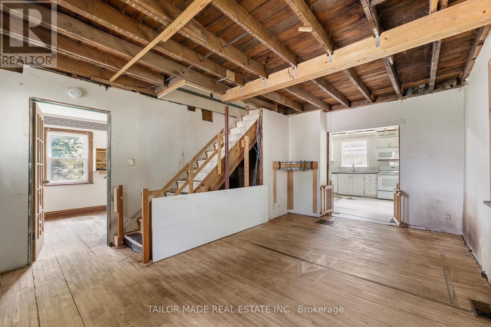 18 Amanda Street, Orangeville, Ontario  L9W 2K2 - Photo 19 - W12893952