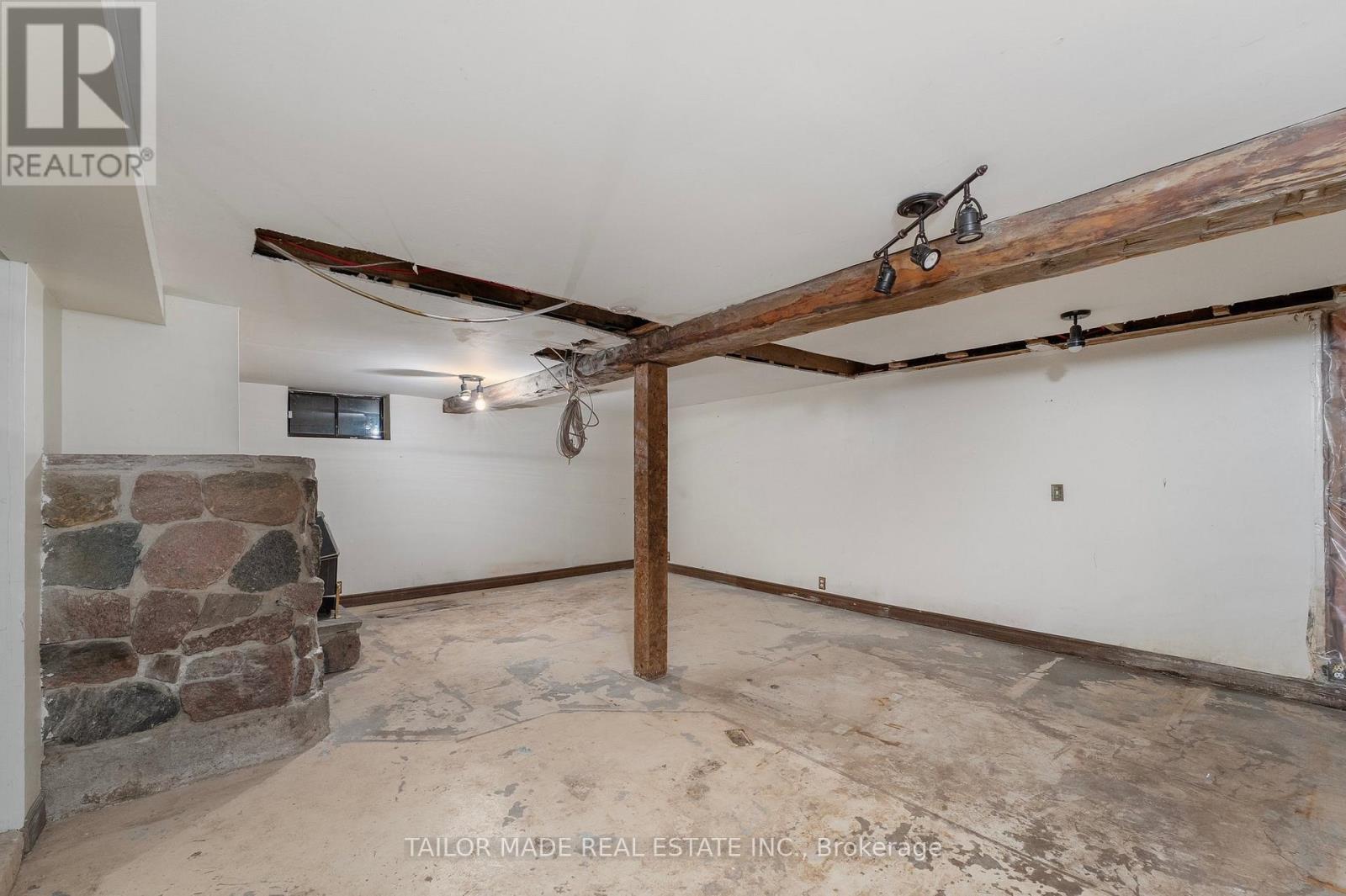 18 Amanda Street, Orangeville, Ontario  L9W 2K2 - Photo 30 - W12893952