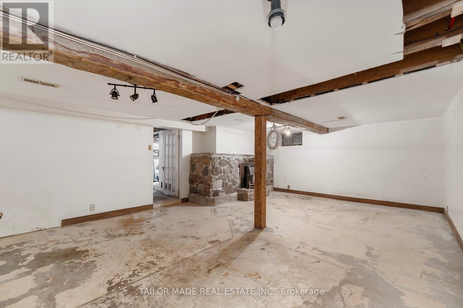 18 Amanda Street, Orangeville, Ontario  L9W 2K2 - Photo 31 - W12893952