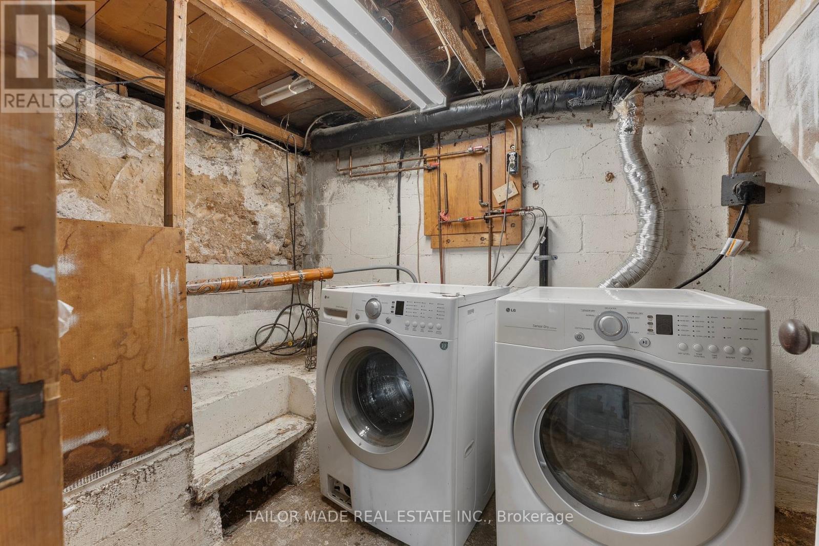 18 Amanda Street, Orangeville, Ontario  L9W 2K2 - Photo 32 - W12893952