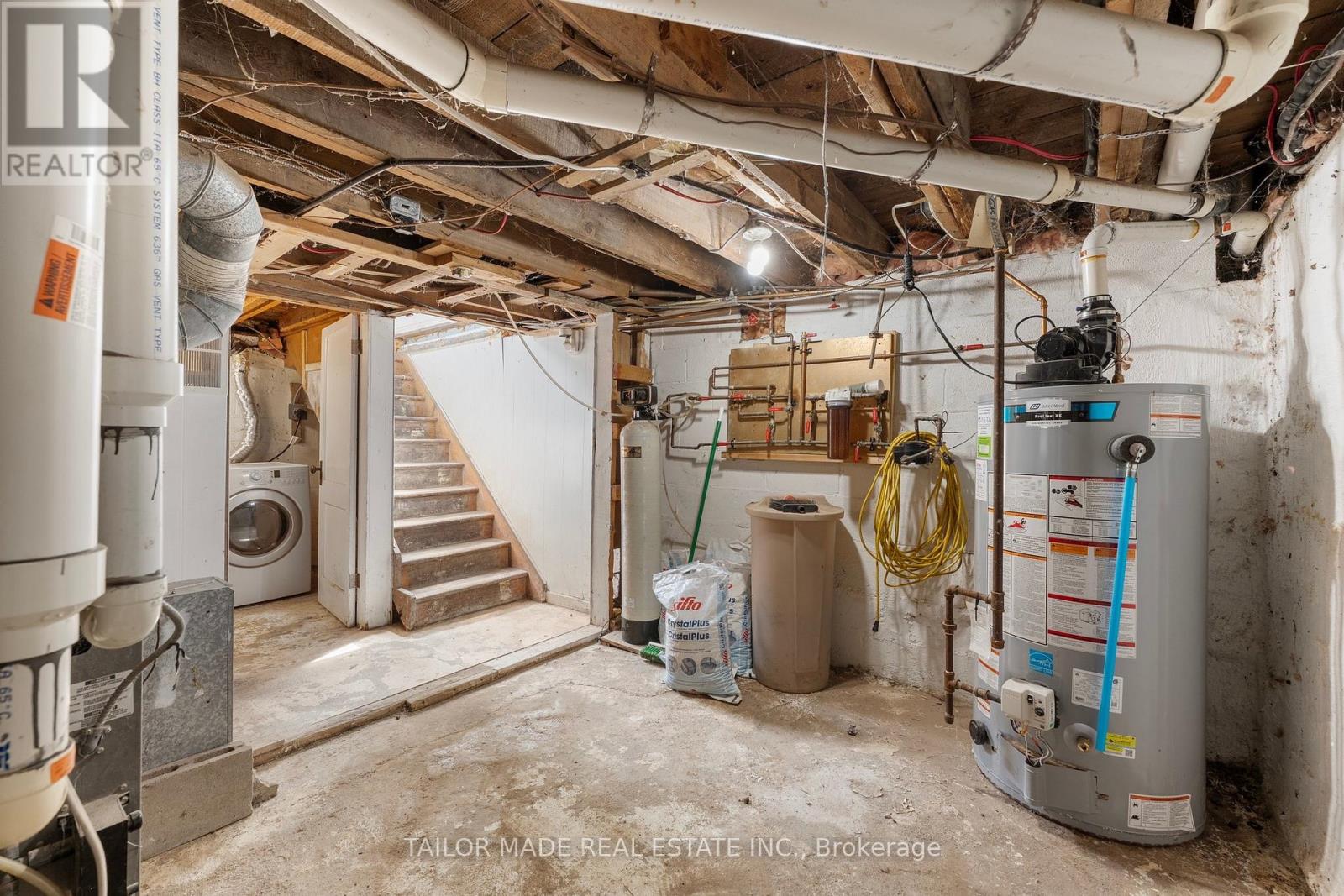 18 Amanda Street, Orangeville, Ontario  L9W 2K2 - Photo 34 - W12893952