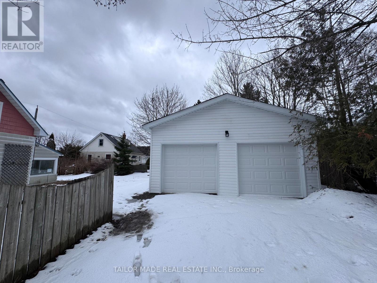 18 Amanda Street, Orangeville, Ontario  L9W 2K2 - Photo 35 - W12893952