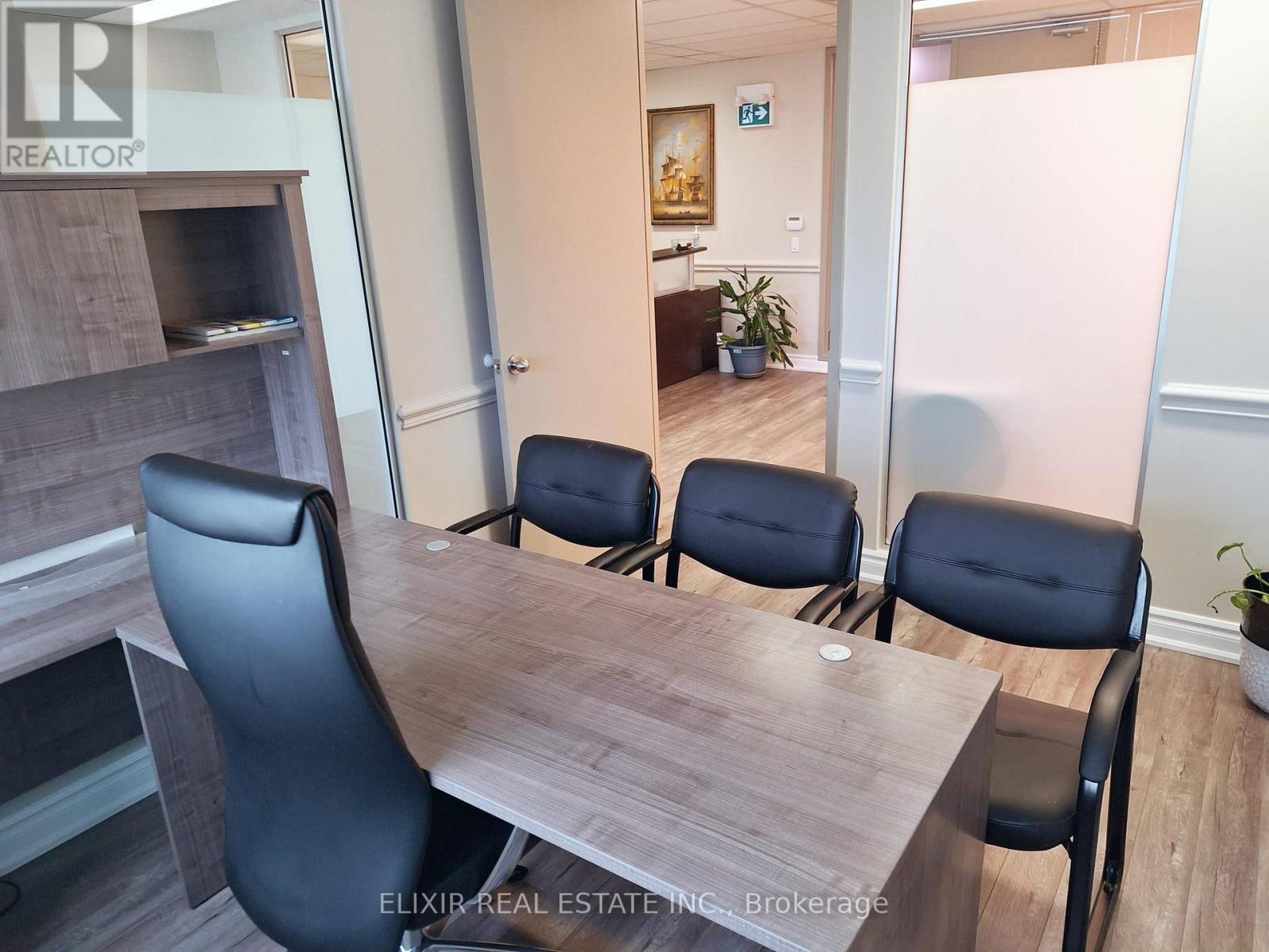 400 - 2800 Skymark Avenue E, Mississauga, Ontario  L4W 5A6 - Photo 9 - W12893964