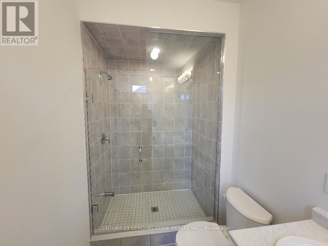 1031 Pisces Trail, Pickering, Ontario  L0H 1J0 - Photo 18 - E12891028