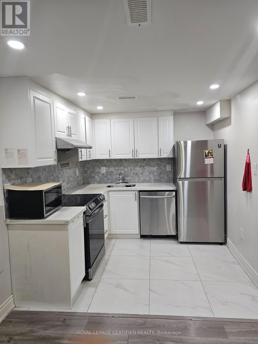 116 Miracle Trail, Brampton, Ontario  L7A 0G2 - Photo 4 - W12893562