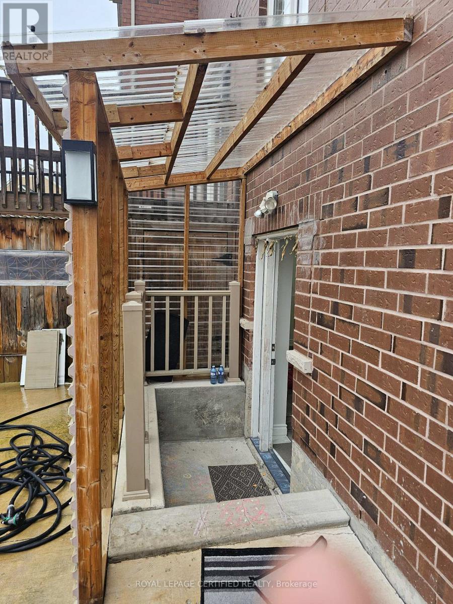 116 Miracle Trail, Brampton, Ontario  L7A 0G2 - Photo 20 - W12893562