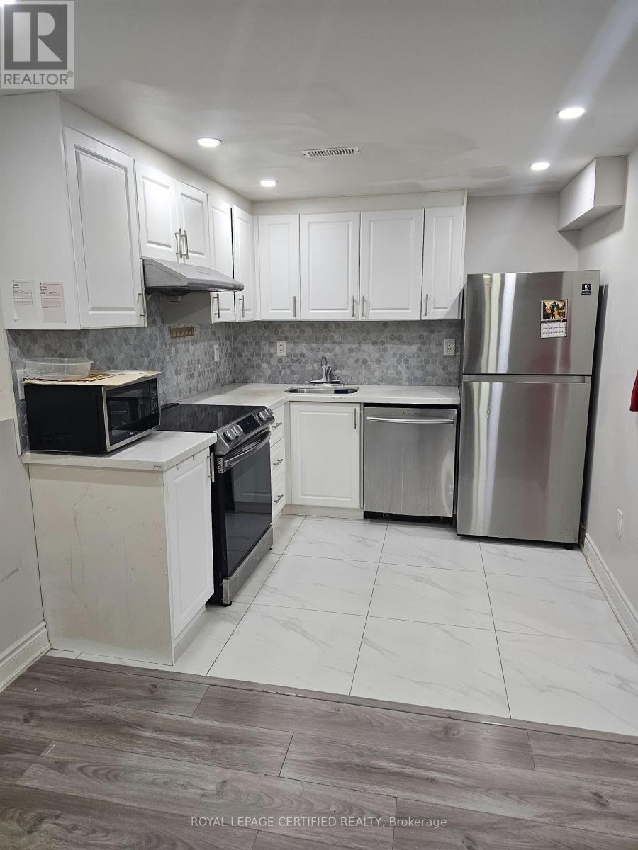 116 Miracle Trail, Brampton, Ontario  L7A 0G2 - Photo 3 - W12893562