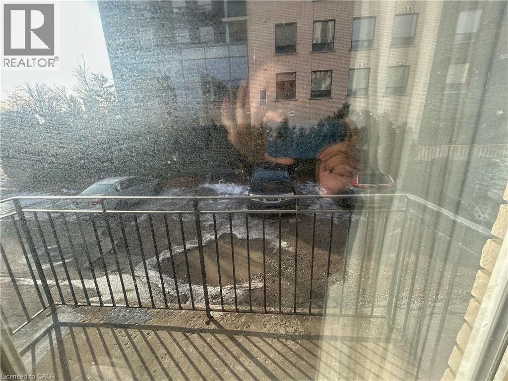 303 N King Street N Unit# 6, Waterloo, Ontario  N2J 2Z1 - Photo 6 - 40812695