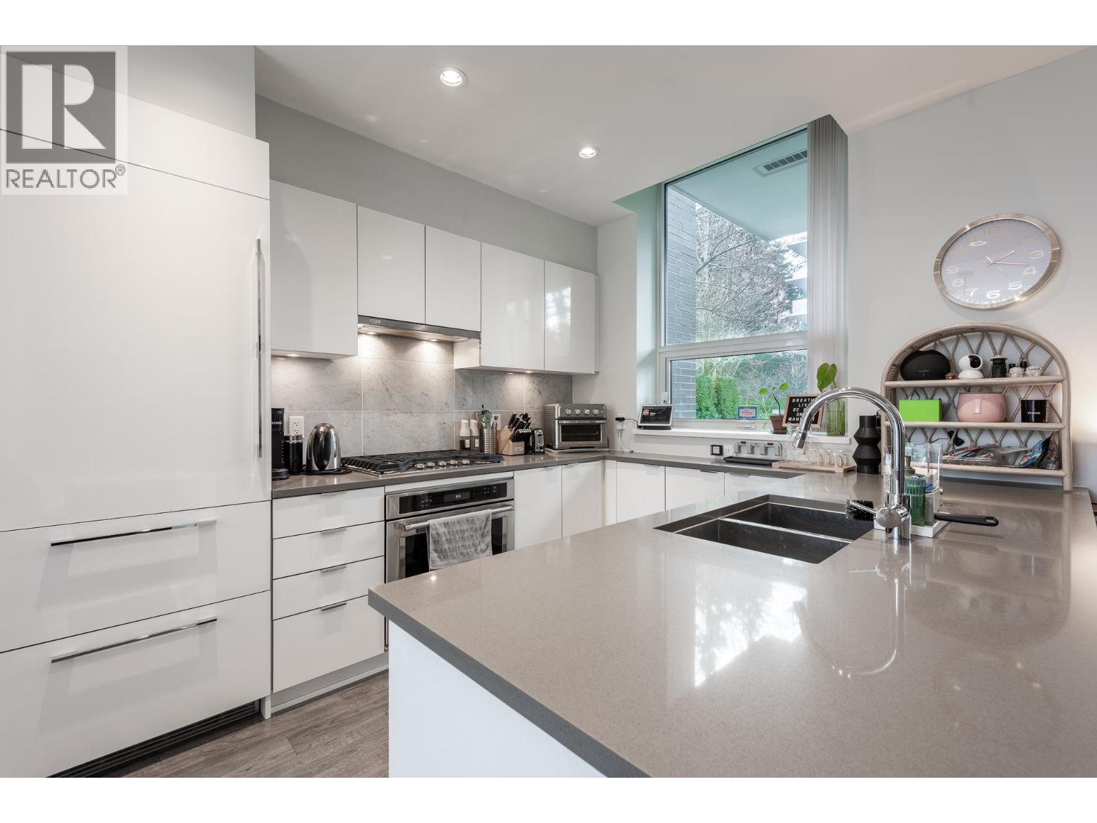 5822 Patterson Avenue, Burnaby, British Columbia  V5H 0G4 - Photo 7 - R3100339