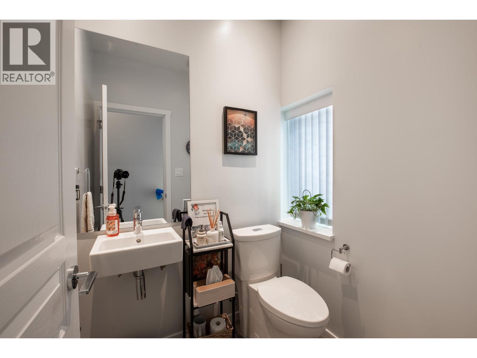 5822 Patterson Avenue, Burnaby, British Columbia  V5H 0G4 - Photo 12 - R3100339