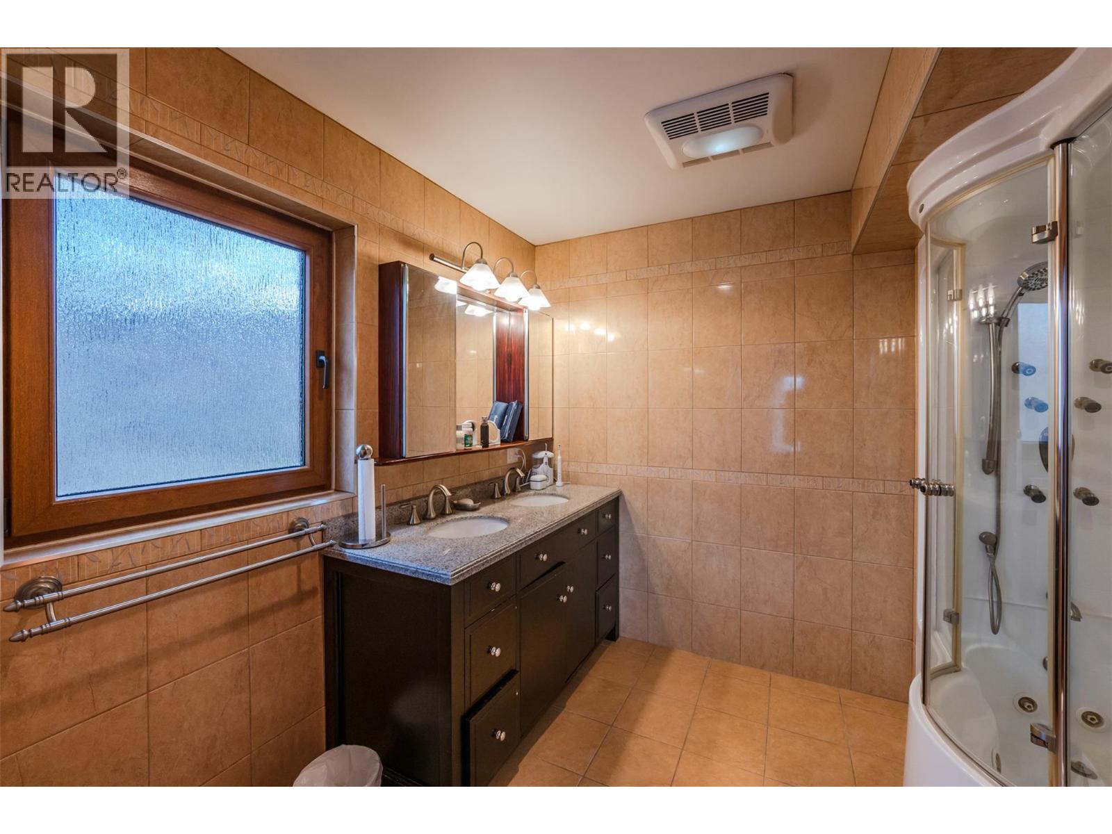 3210 Bartlett Road, Naramata, British Columbia  V0H 1N1 - Photo 18 - 10376875