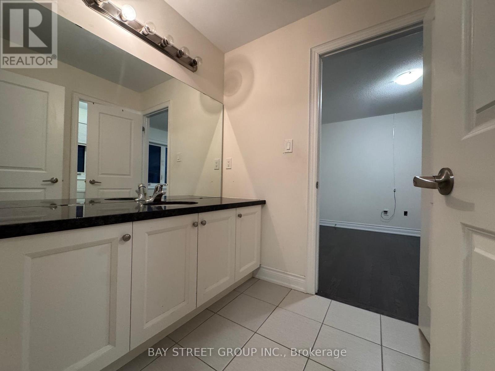 370 Kirkham Drive, Markham, Ontario  L3S 0E4 - Photo 22 - N12846158