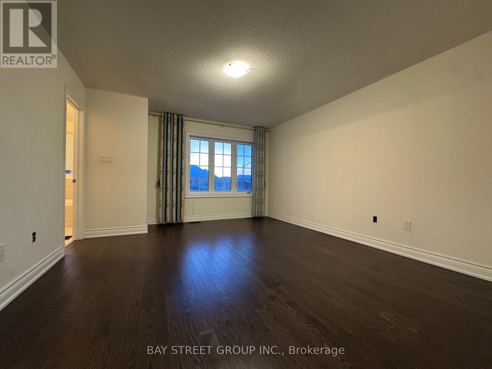 370 Kirkham Drive, Markham, Ontario  L3S 0E4 - Photo 15 - N12846158