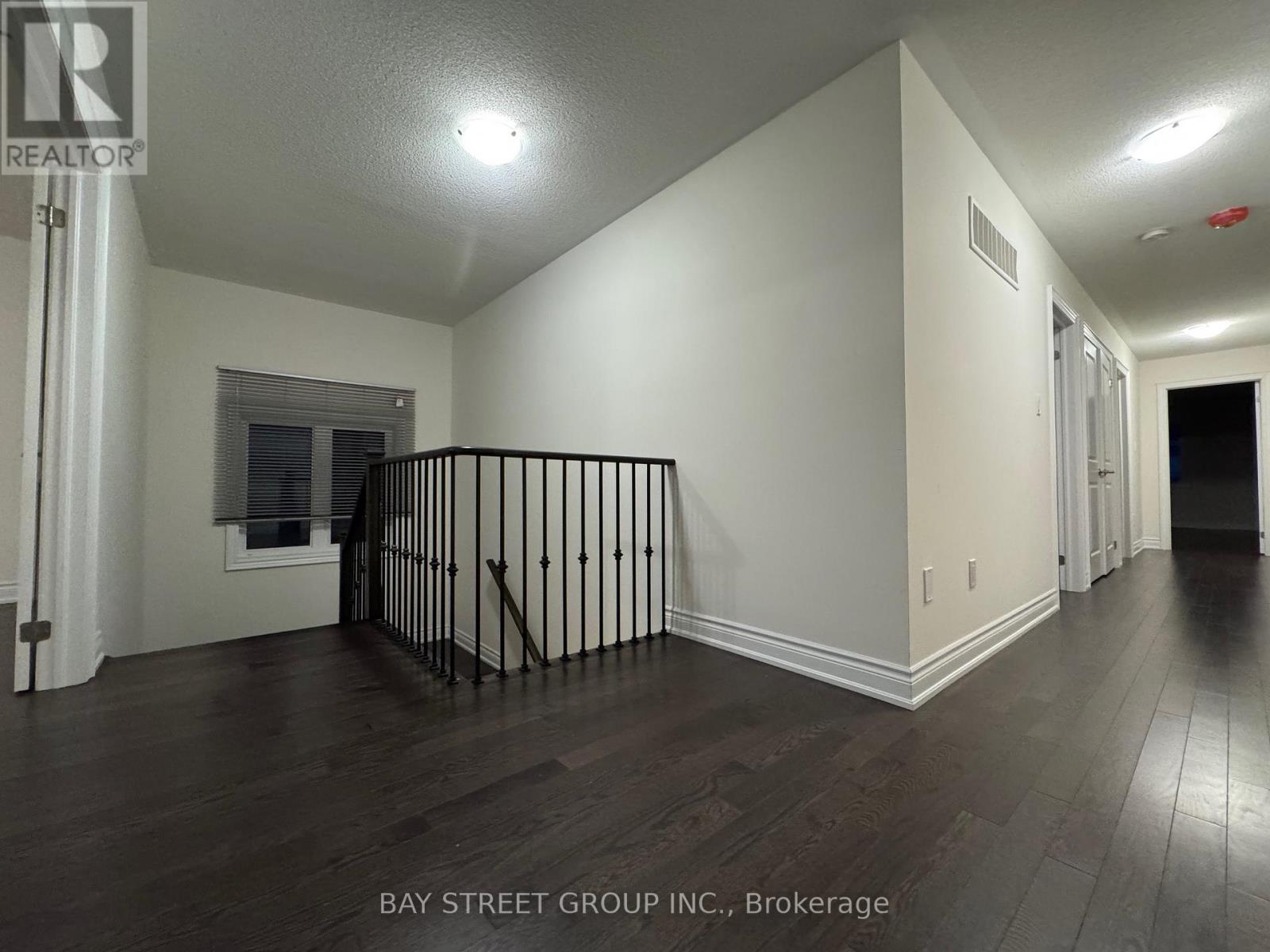 370 Kirkham Drive, Markham, Ontario  L3S 0E4 - Photo 12 - N12846158