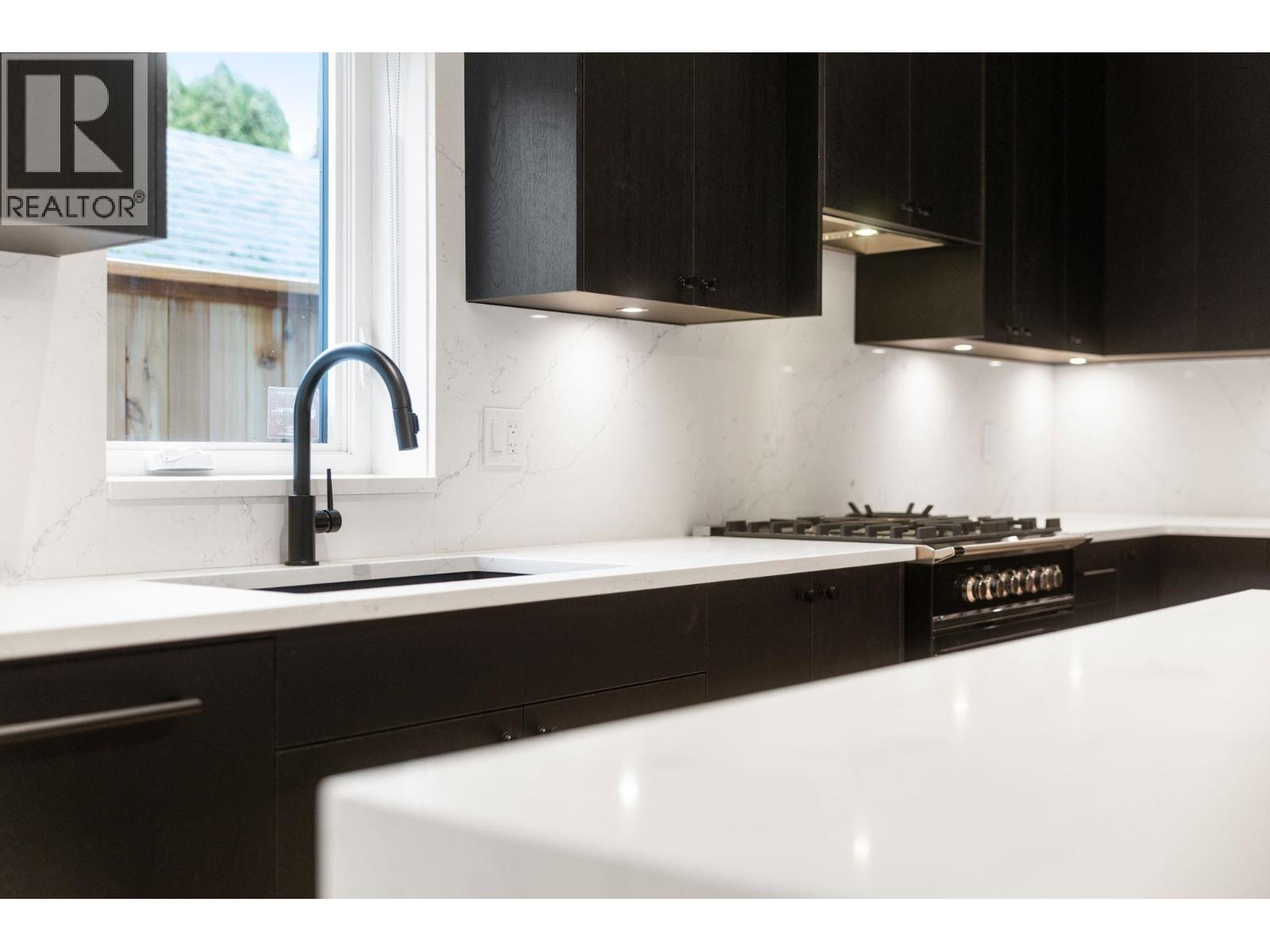 1 2539 Grant Street, Vancouver, British Columbia  V5K 3G6 - Photo 16 - R3100996