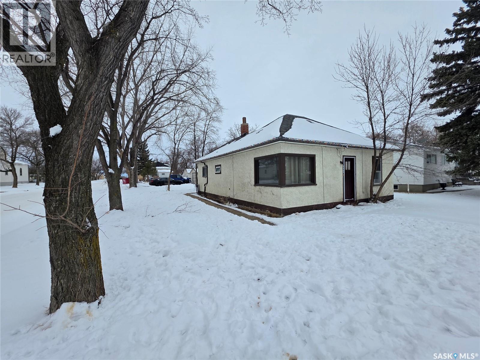 5460 Kings Avenue, Gull Lake, Saskatchewan  S0N 1A0 - Photo 23 - SK030694
