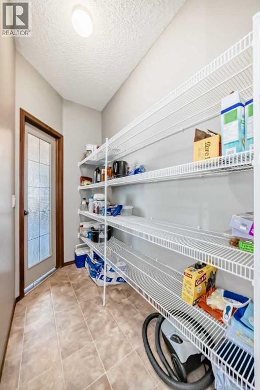 112 West Creek Meadow, Chestermere, Alberta  t1x 1t2 - Photo 19 - A2285733