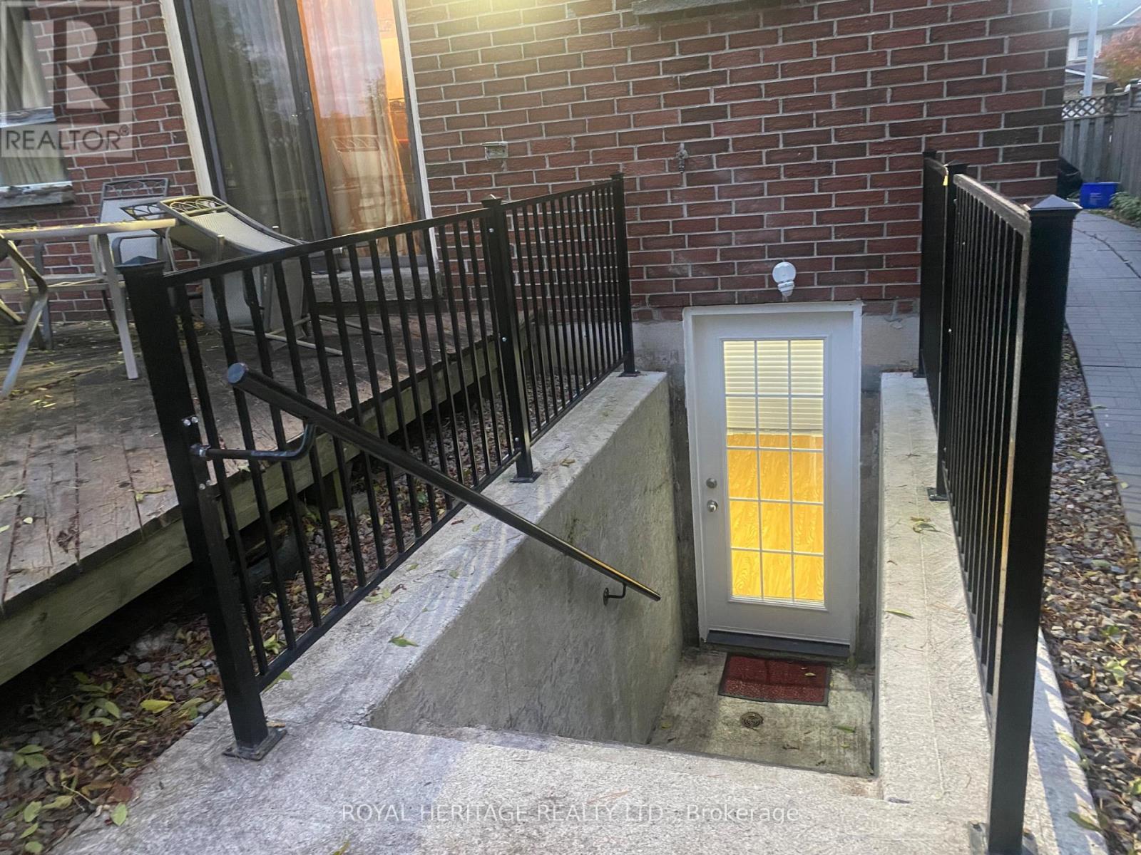 Unknown Address, ,     - Photo 2 - E12893974