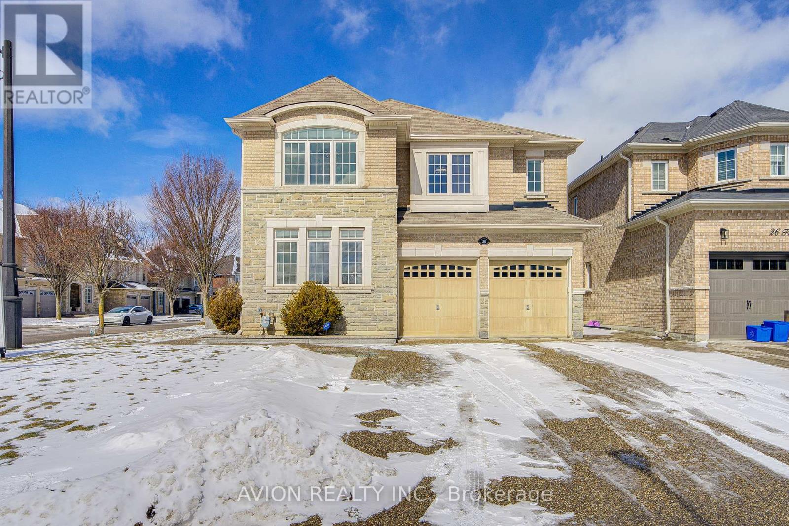 30 FERRAZZANO LANE, Vaughan, Ontario