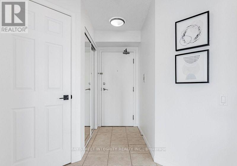 2311 - 33 Empress Avenue, Toronto, Ontario  M2N 6Y7 - Photo 5 - C12891734