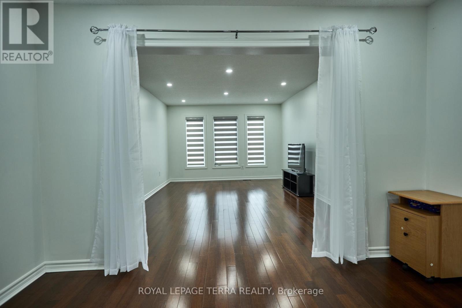 59 Russell Hill Drive, Barrie, Ontario  L4N 0C1 - Photo 8 - S12893592