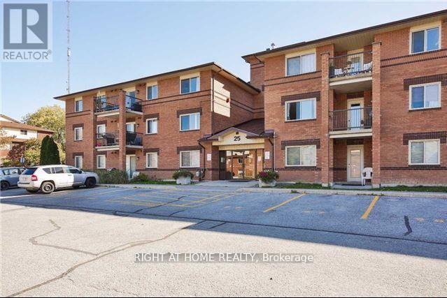 304 - 25 MEADOW LANE, Barrie, Ontario