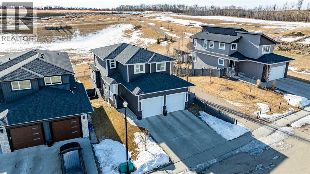 19 Vanveller Way, Sylvan Lake, Alberta  T4S 0M4 - Photo 5 - A2291138