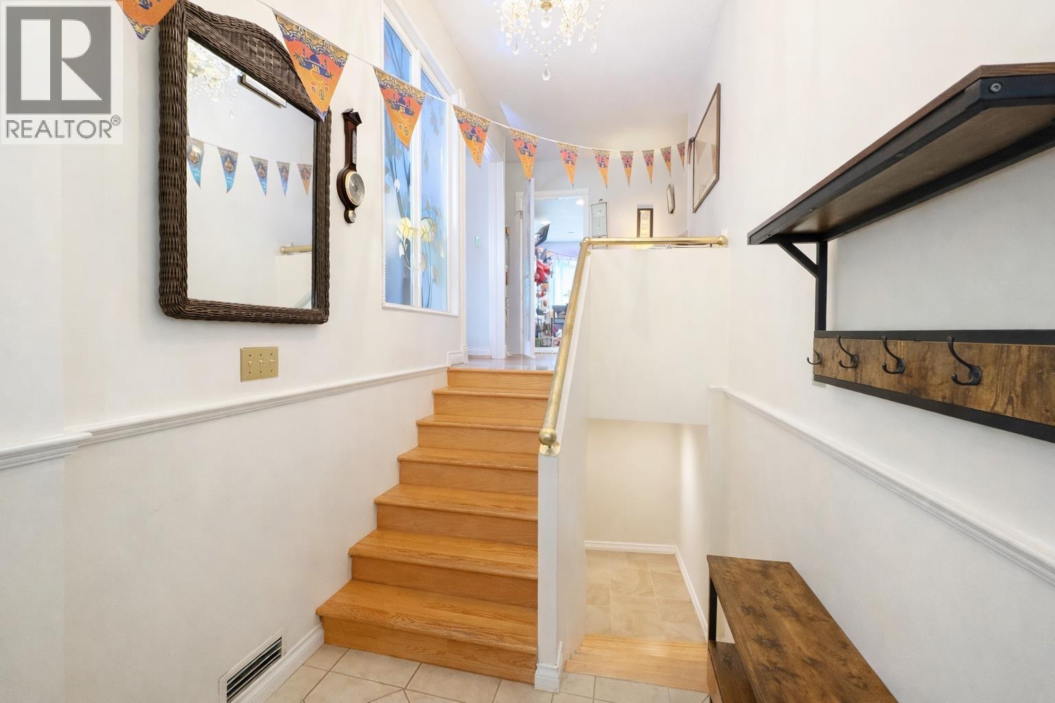 6710 St Charles Place, Burnaby, British Columbia  V5H 3V9 - Photo 10 - R3100762