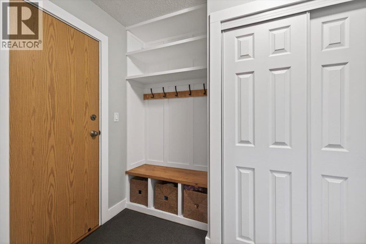 65 Cokato Road Unit# 304, Fernie, British Columbia  V0B 1M4 - Photo 3 - 10379565