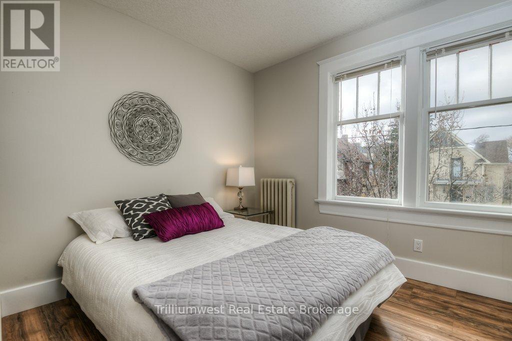 54 Park Street, Kitchener, Ontario  N2G 1M3 - Photo 18 - X12894010