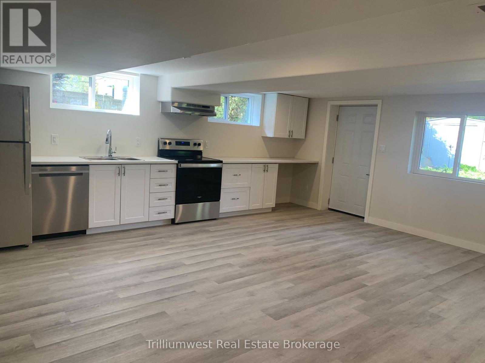 54 Park Street, Kitchener, Ontario  N2G 1M3 - Photo 43 - X12894010