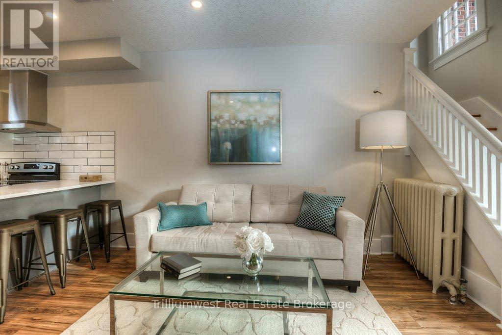 54 Park Street, Kitchener, Ontario  N2G 1M3 - Photo 5 - X12894010