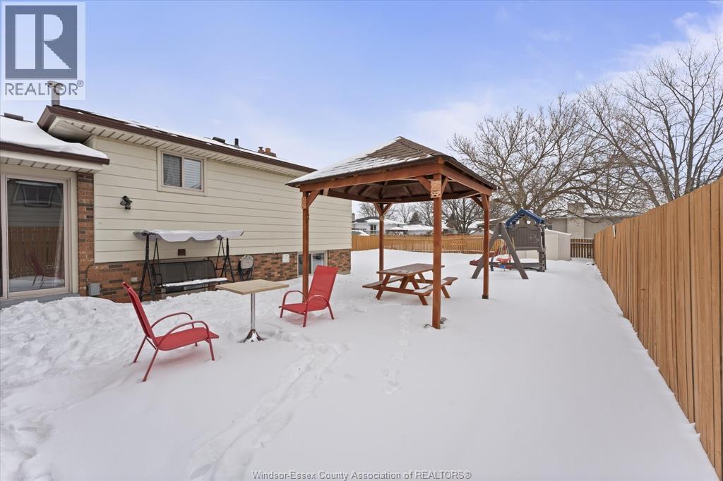 386 Woodridge, Tecumseh, Ontario  N8N 3A8 - Photo 32 - 26002508