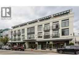 <div class="price">$868,000</div> 203 4355 W 10th Avenue, Vancouver<br><div style="margin-bottom:8px;"><small>RE/MAX Crest Realty</small></div><div class='bed_bath'>1 Bed | 1 Bath</div>